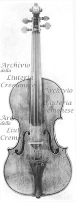 1710ViolinoRoederer a.jpg